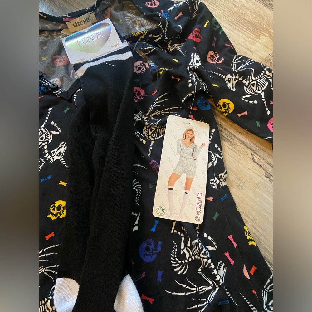 NWT spandex one piece pajama size medium Costume/Halloween